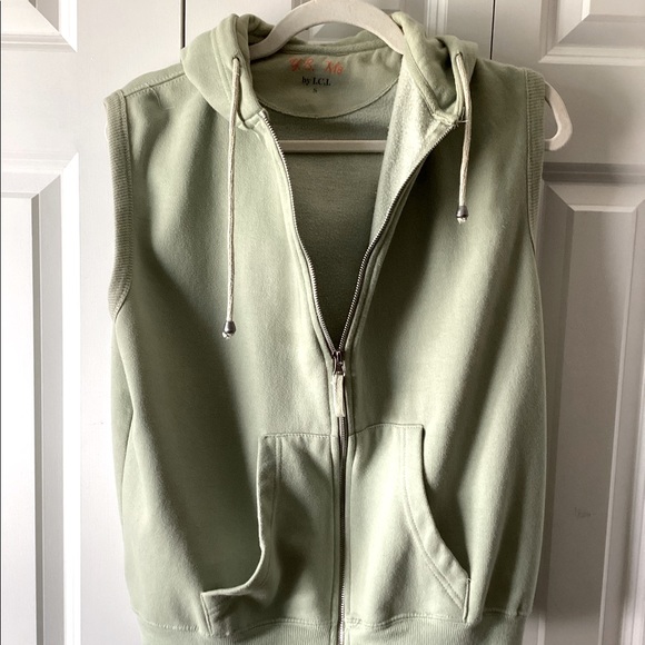 I.C.I. Sleeveless Hoodie. Green  S - Picture 5 of 8